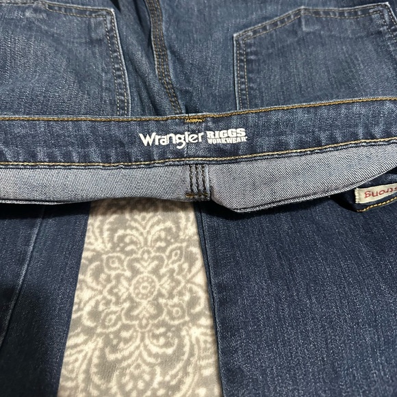 Women’s Wrangler Riggs Wear BootCut Jeans. Size 12x34 - Picture 5 of 6